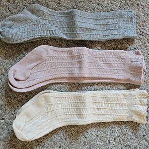 Charming Kids' Cable Knit Socks - Soft Gray, Blush Pink, and Cream
